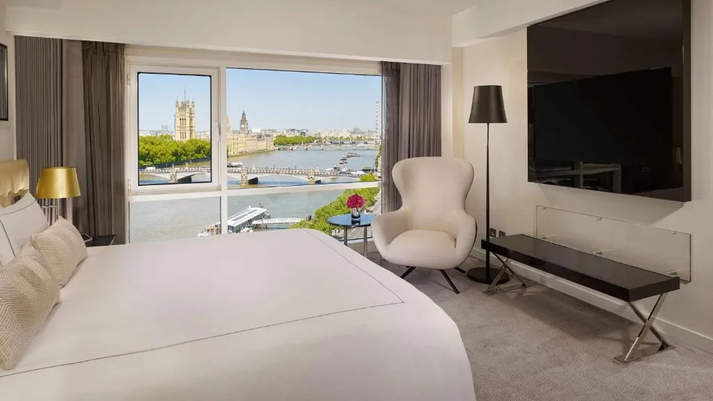 Park Plaza London Riverbank Room Image 